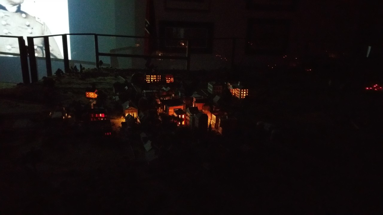 Model-04 Town at night.jpg
