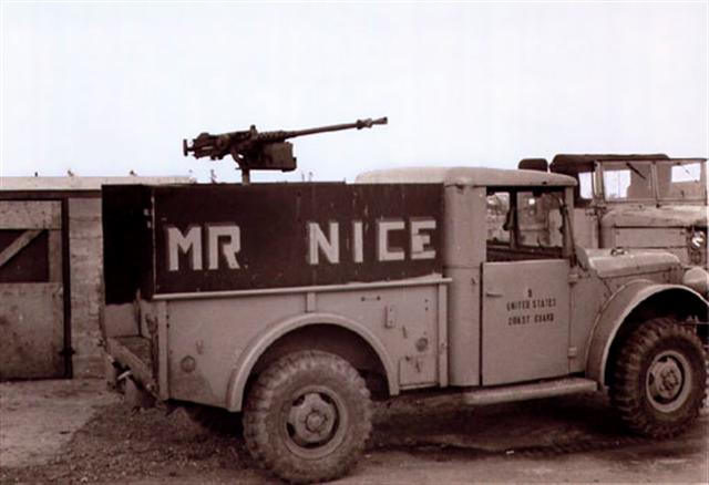 Mr Nice hw-tmy-dn-douglas-10-qrt-m60-1971-1972 (Small).jpg