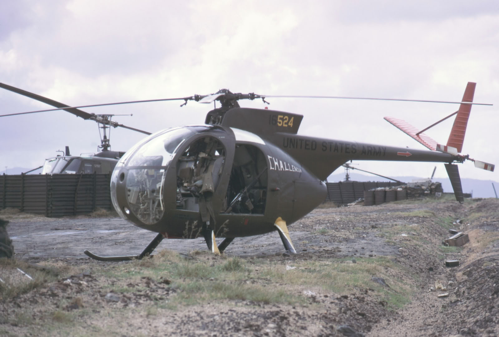 MS-H-0235.jpg MS-H-0235.jpg