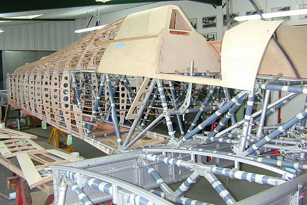 New-wood-structure-over-Hawker-tubular-airframe.jpg