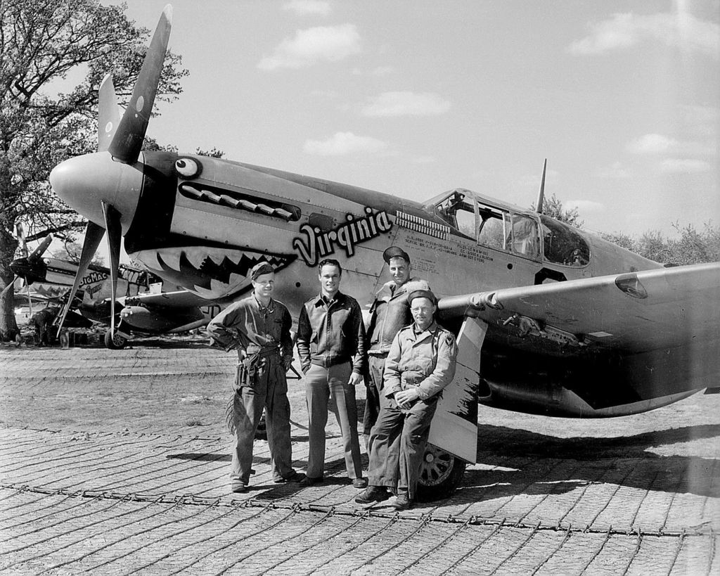 P-51B-10NA 42-106486 Virginia C3 A Lt. McGee.jpg