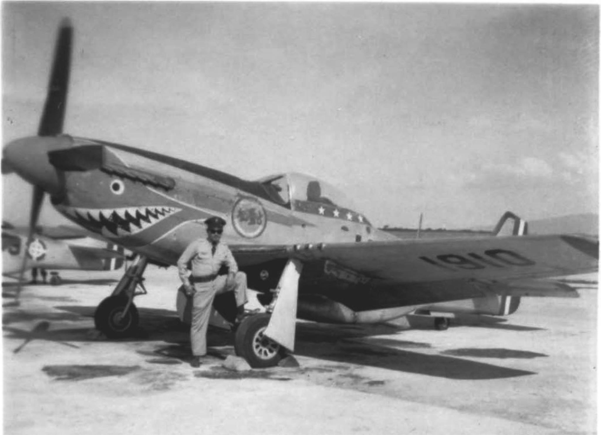 P-51D FAD 1910 Gen Malagon.jpg