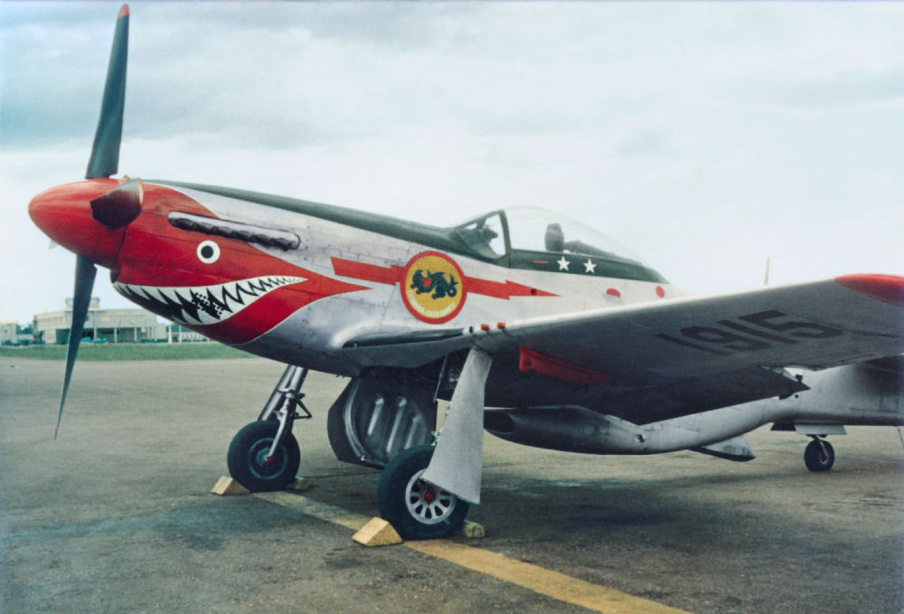 P-51D FAD 1915 Red 1 better.jpg