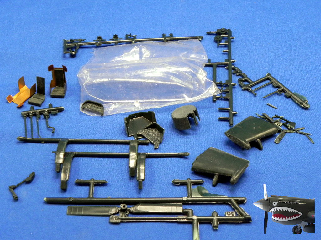 Revell 233 AH-1G.JPG