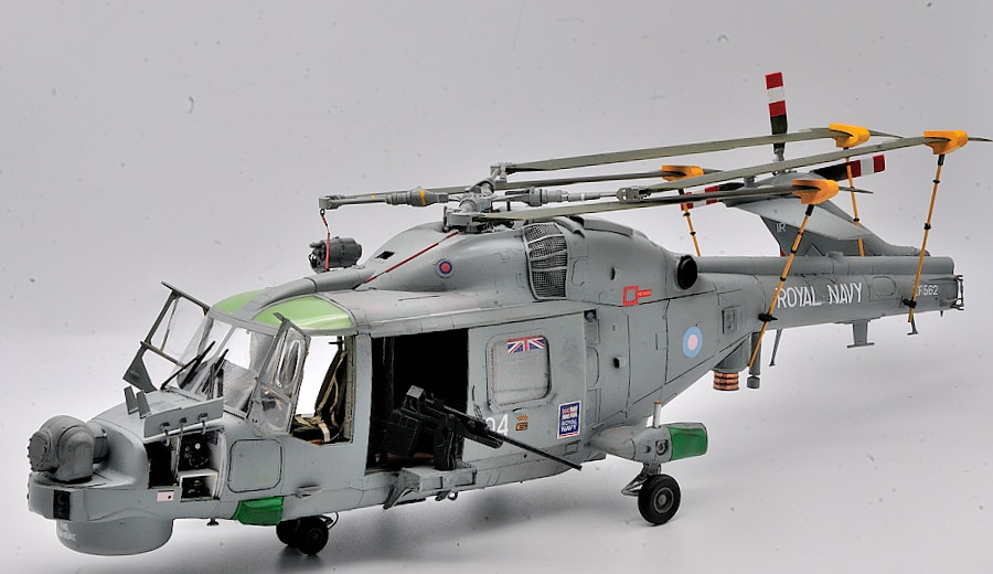 Revell Lynx mk8 132 by Paddy (3).JPG