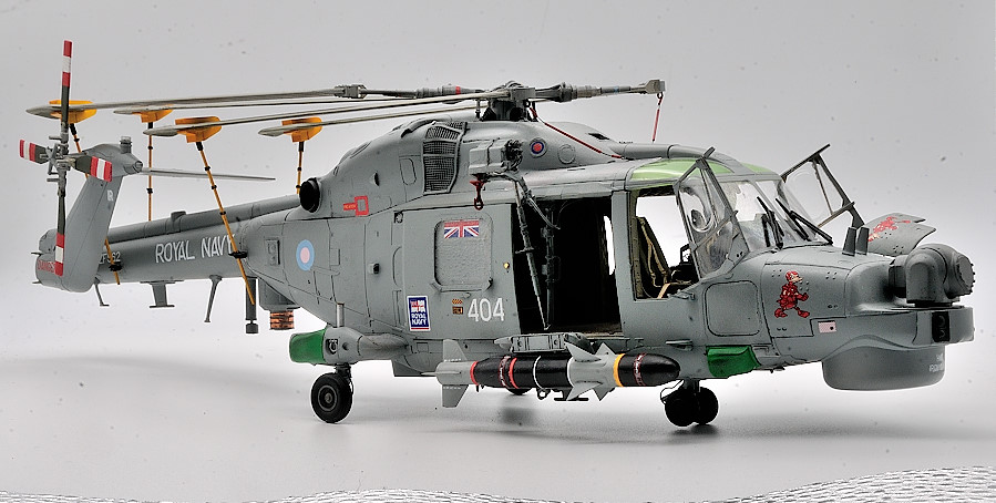 Revell Lynx mk8 132 by Paddy (9).JPG