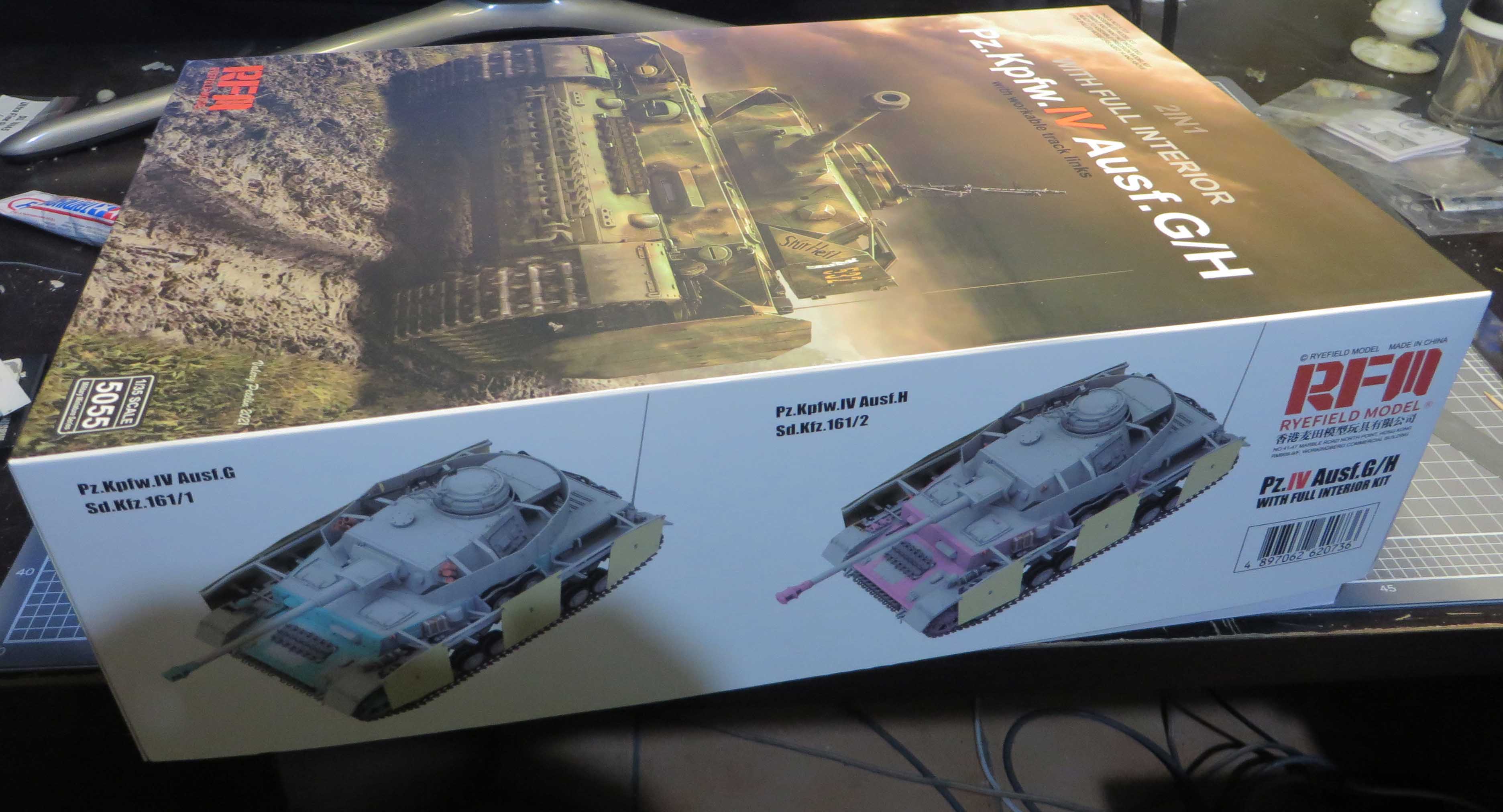 Ryefield Panzer 4 Box art.jpg