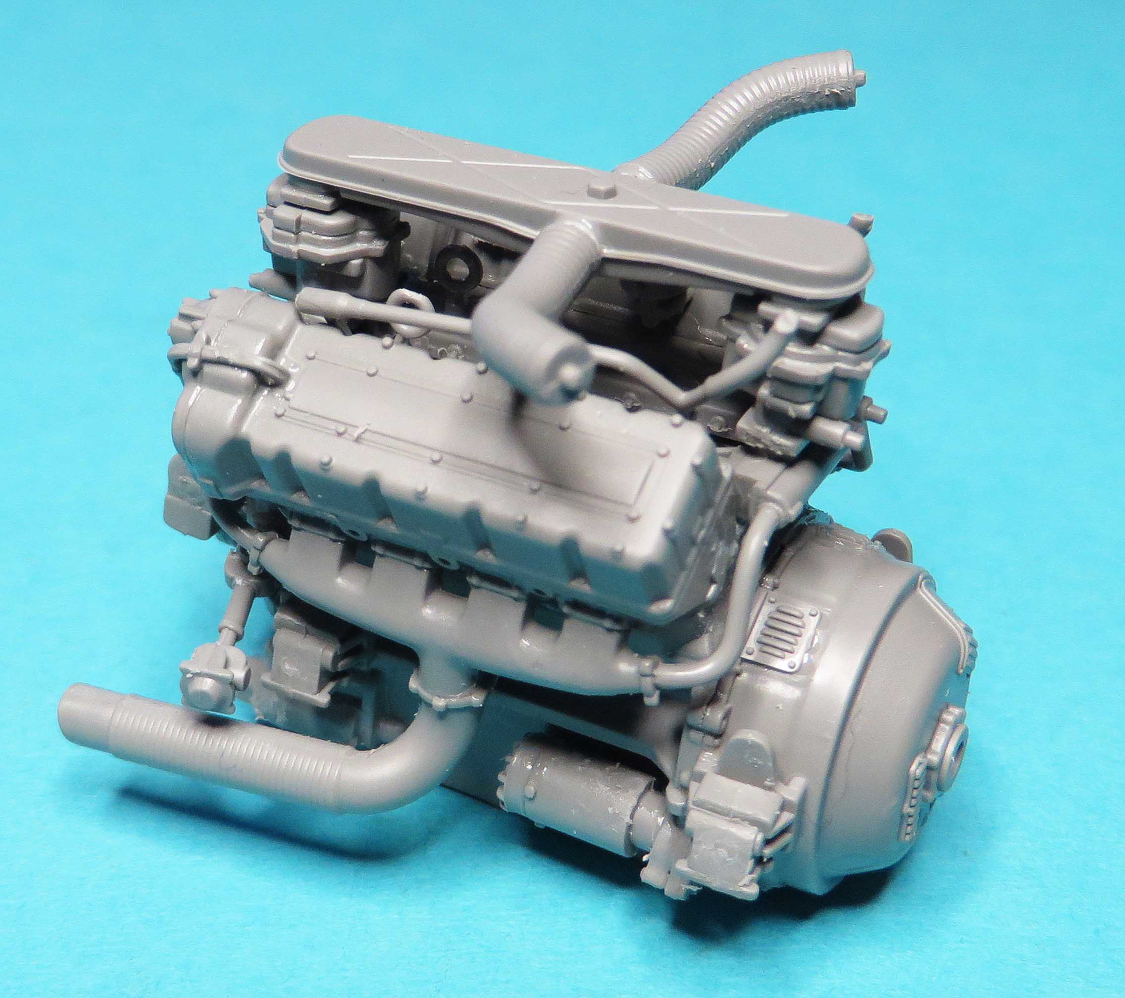 Ryefield Sherman v8 engine 1.jpg