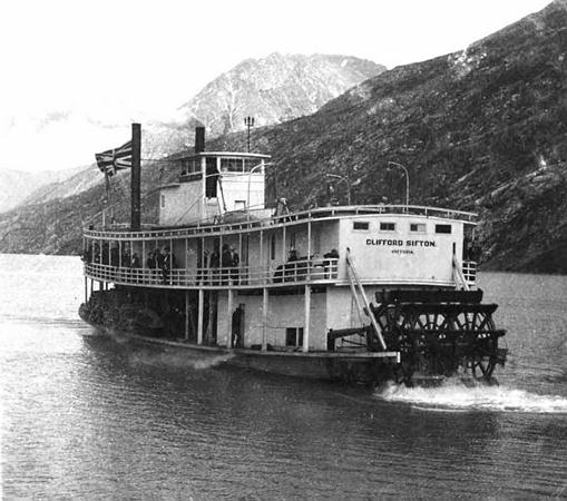 Str Clifforf Sifton Port of Victoria 50 percent.jpg