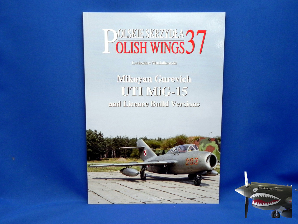 Stratus Polish Wings 37 MiG1-5 UTI.JPG