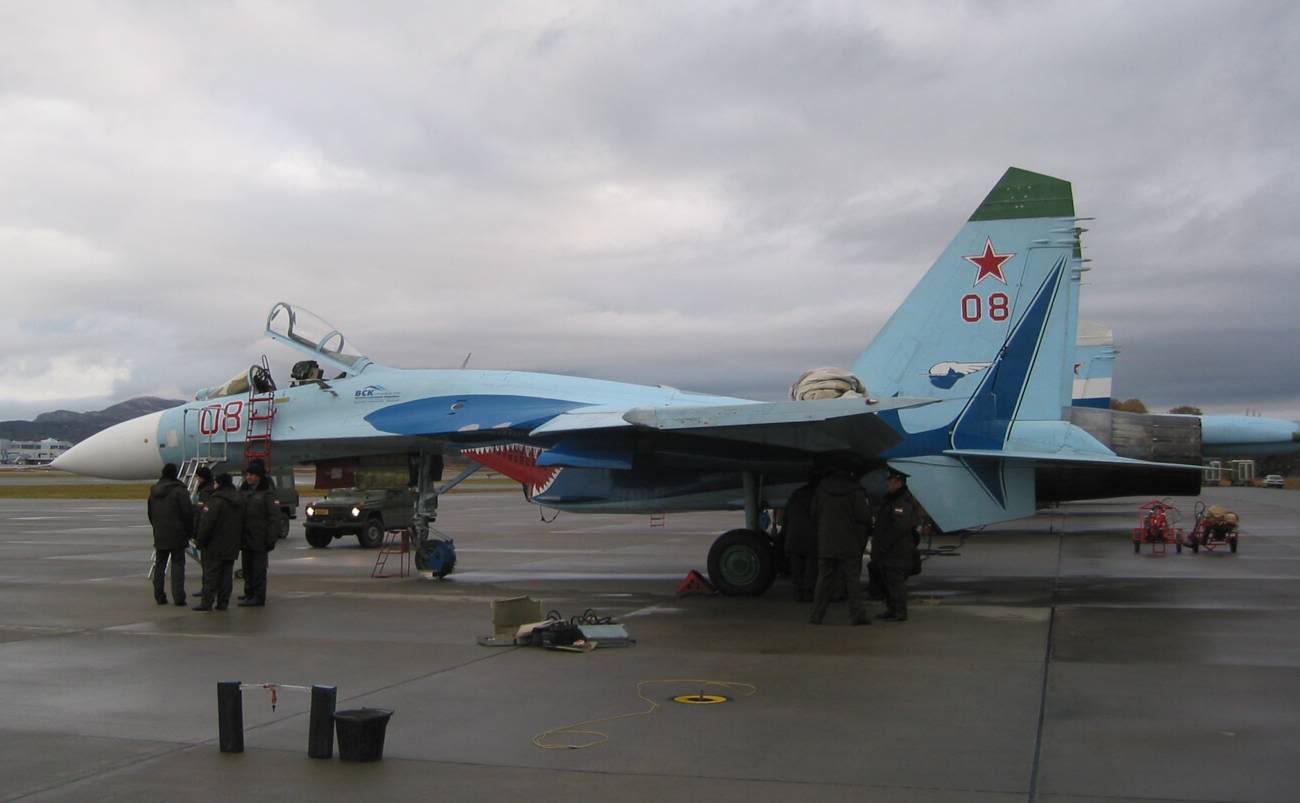 Su-27 C.jpg