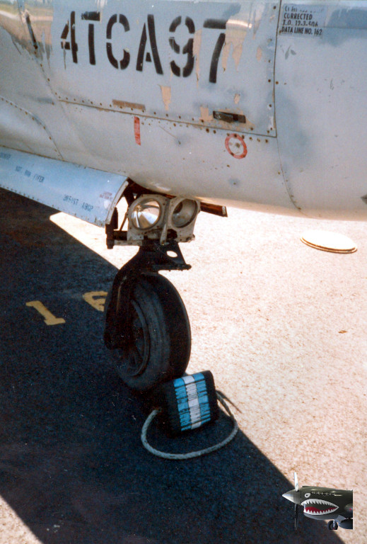 T-33NLGright.jpg