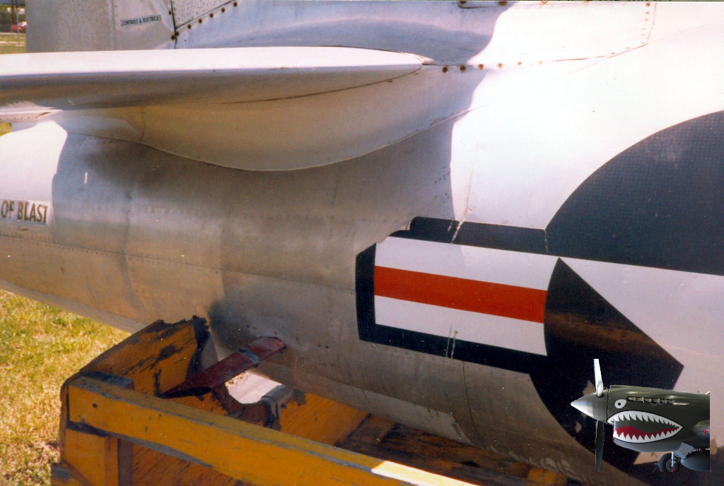 T-33TailfromRight.jpg