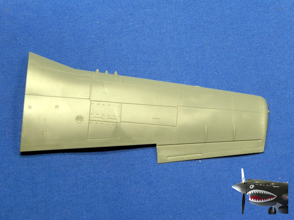 TamiyaP-51D48StarboardUpperWing.JPG