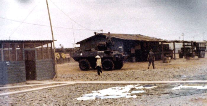 The Ugly Duck g0958.jpg