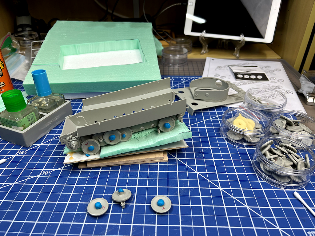 Tiger_c.png Tiger_c.png