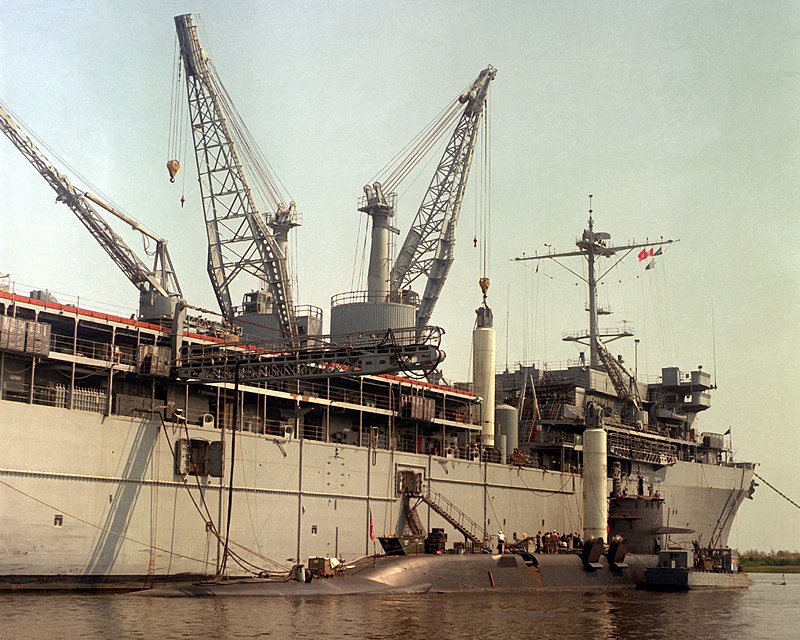 USS_Francis_Scott_Key_(SSBN-657).jpg