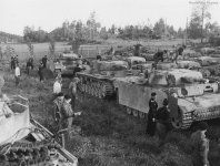 British_Army_captures_Panzer_III_unit_Norway_jun45.jpg