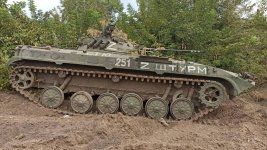 skynews-russia-ukraine-armour_6221616.jpg