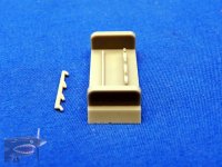 QB 72636 Yak-1b Exhaust 01.jpg