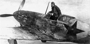 MiG-3_aircraft_in_winter_distemper_camouflage,_World_War_II.jpg