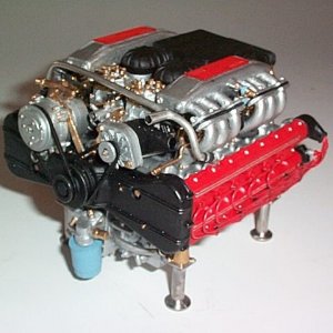 Ferrari_Testarossa_Motor_1.jpg