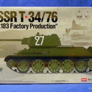 Academy13505tT3476Model1943Box1.jpg