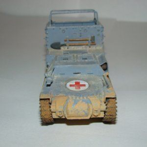 Sd_Kfz_135_Ambulance_28729.jpg