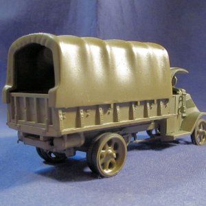 US_Army_MACK_Truck_Cargo_Late_II.jpg