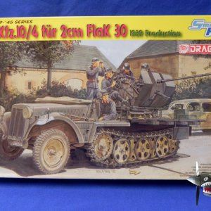 Dragon6739SdKfz104fur2cmFlaK30box.JPG