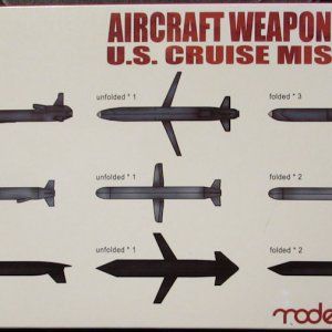 Modelcollect_Aircraft_Weapons_Set.jpg