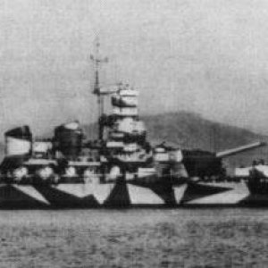 RN_Roma_at_anchor_after_completion_1942.jpg