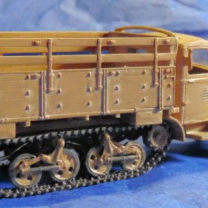 German Maultier Halftrack II.jpg