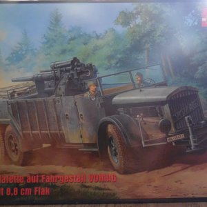 Roden Vomag with 88mm AA Gun .jpg