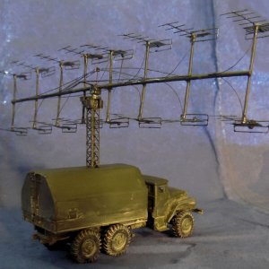 Russian P-18 Spoon Rest Radar System II.jpg