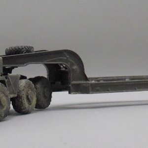 Russian MAZ-537 Tank Transporter I.jpg