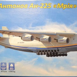 Modelsvit Antonov An-225 Mriya.jpg