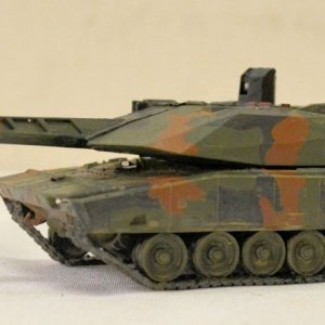 German KF-51 Panther I.jpg