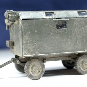Russian Repair Trailer I.jpg