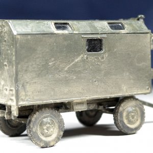 Russian Repair Trailer II.jpg