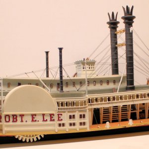 SS Robert E Lee Steamboat II.jpg