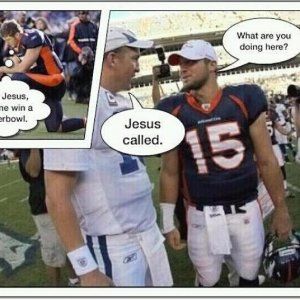 peyton_saves_tebow.jpg