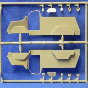 MM35100Sprue2Rear.JPG