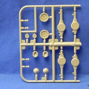 MM35100Sprue4Front.JPG