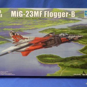 TrumpeterMiG23MLBoxArt.JPG