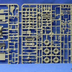 IBG72ChevC15Ano15Sprue02.JPG