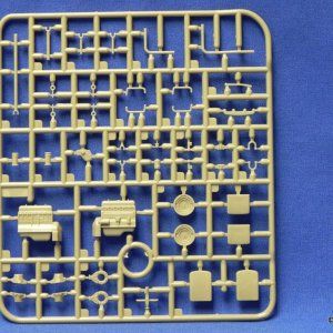 MM35106Sprue2front.JPG