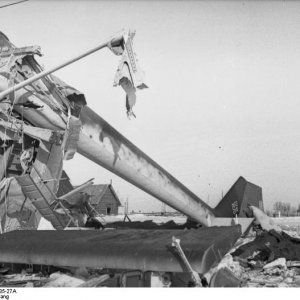 Soviet_Union2C_boiler_of_Cholm__-_Wreck_destroyed_transport_gliders_of_a_Gotha_Go_242___1.jpg