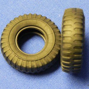 TR2333xxxtires.JPG