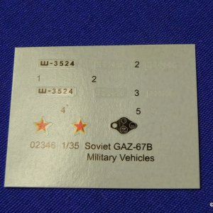 TrumpeterGAZ67BSpruexDecals.JPG